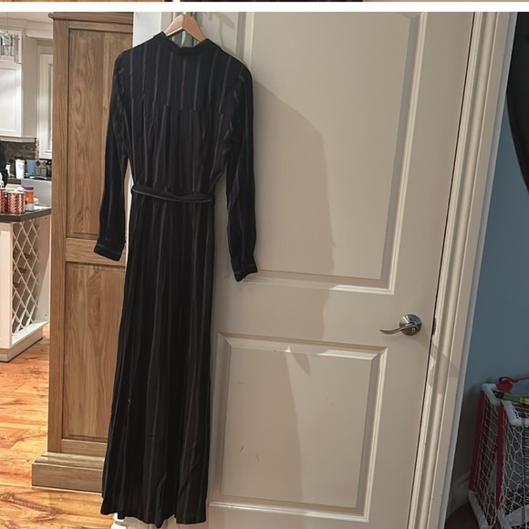 Maxi long sleeve dress - Picture 5 of 9